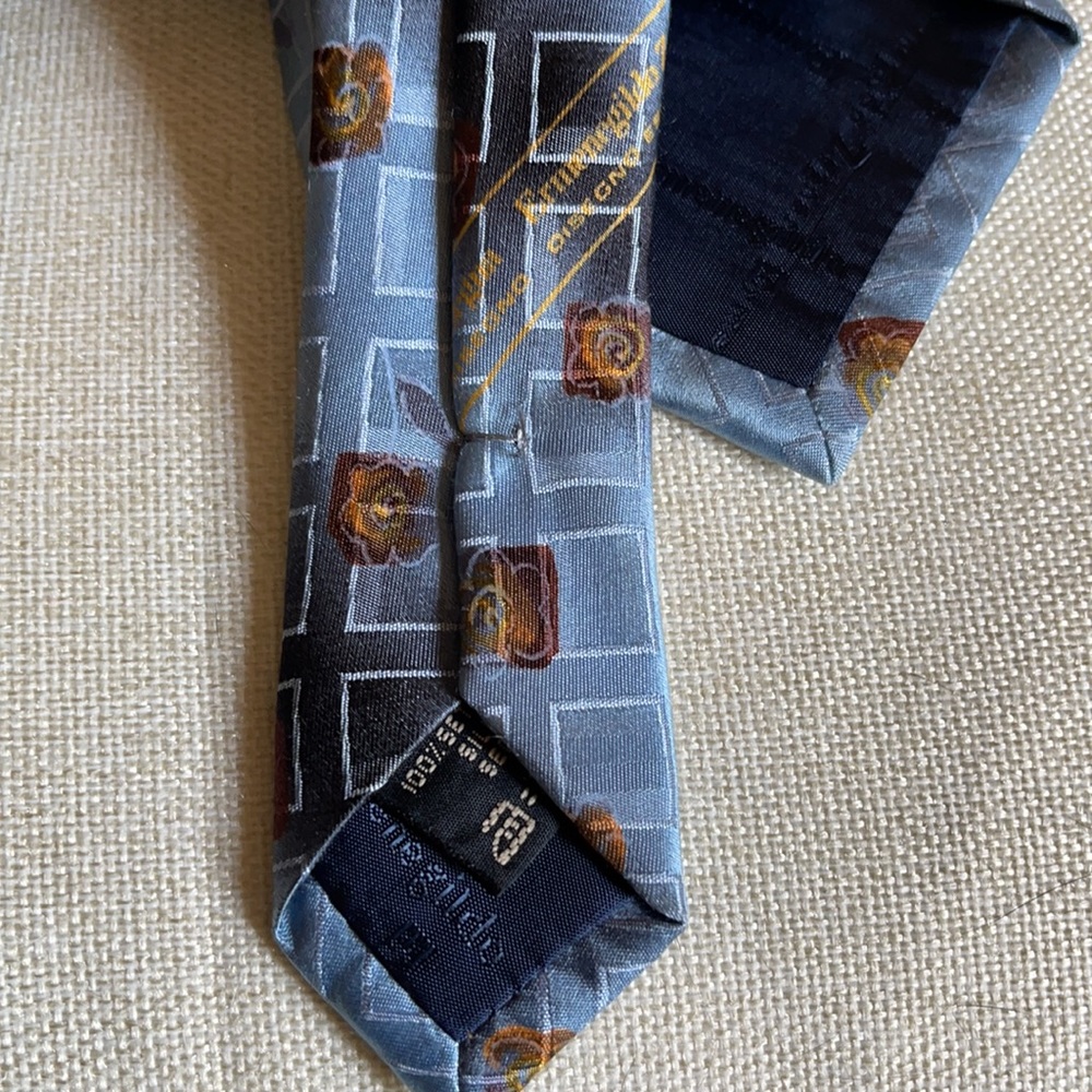 Assorted designer ties - Picture 9 of 10